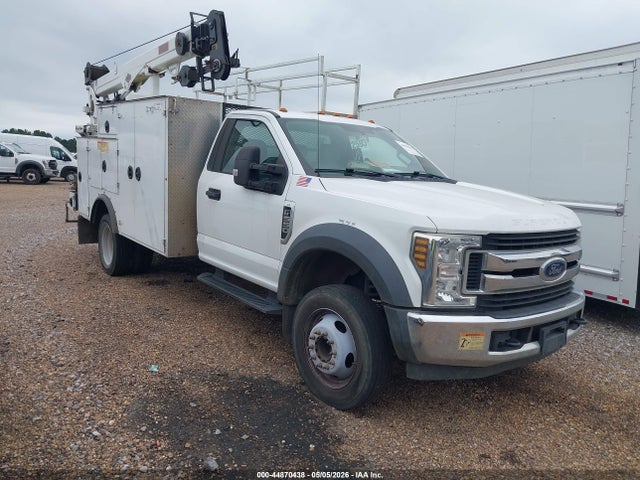 Salvage Ford F-550 Image
