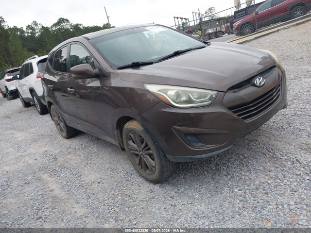 Salvage Hyundai TUCSON Image