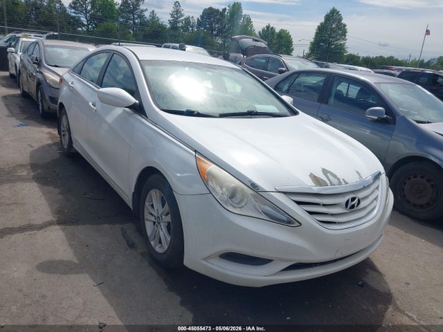 Salvage Hyundai SONATA Image