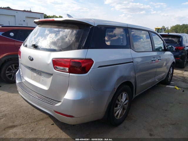 Kia Sedona L