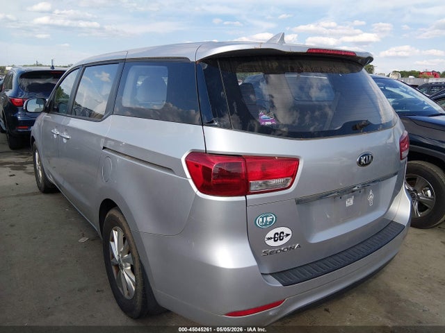Kia Sedona L