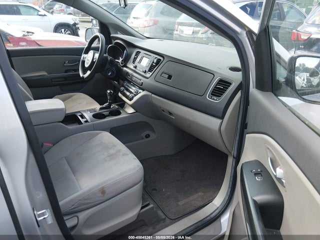 Kia Sedona L