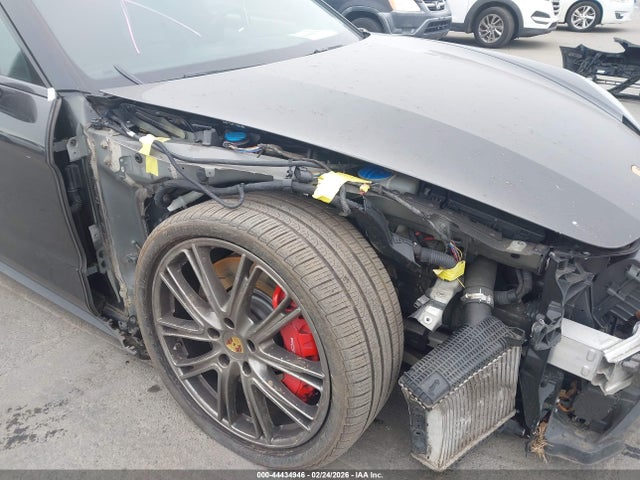 Porsche Panamera Turbo
