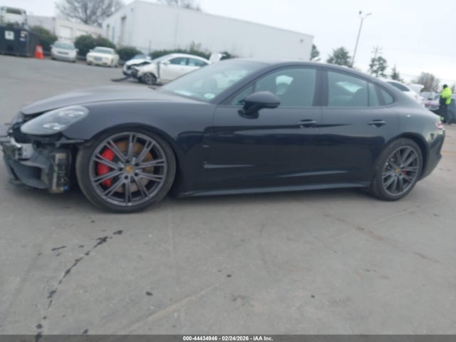 Porsche Panamera Turbo