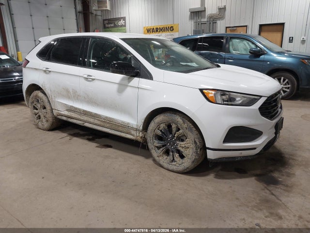 Salvage Ford Edge Image