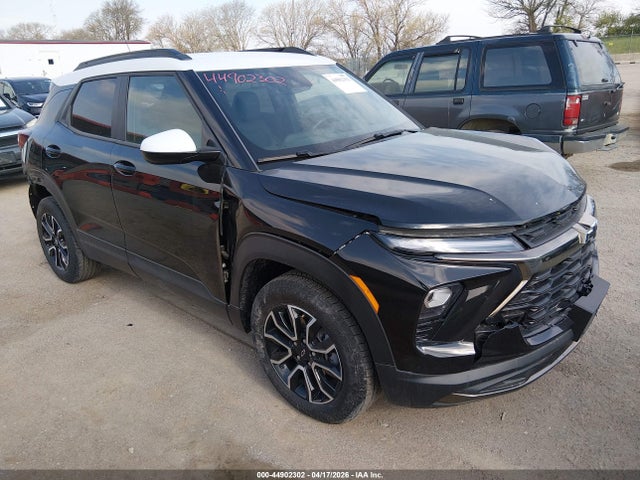 Salvage Chevrolet Trailblazer Image