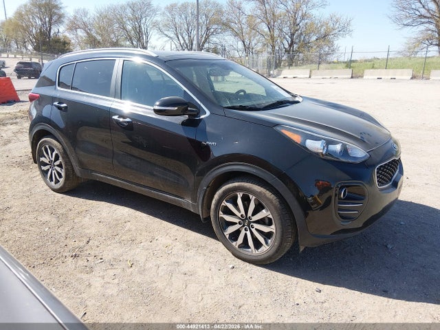Salvage Kia Sportage Image
