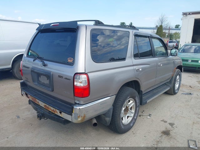 Toyota 4Runner Sr5 V6