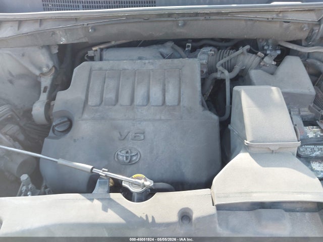 Toyota Highlander Le V6