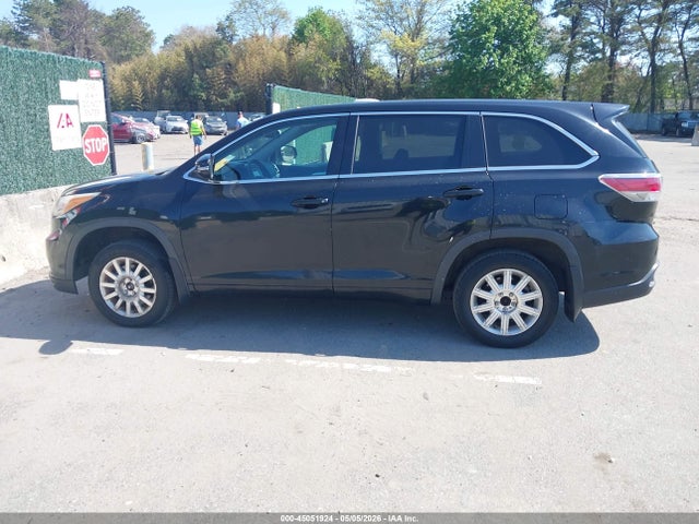 Toyota Highlander Le V6