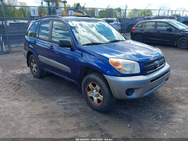 Salvage Toyota RAV4 Image