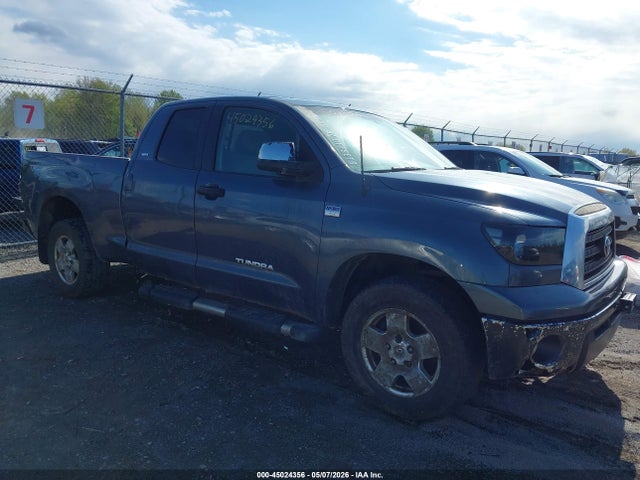 Salvage Toyota Tundra Image