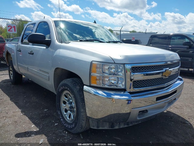 Salvage Chevrolet Silverado 1500 Image