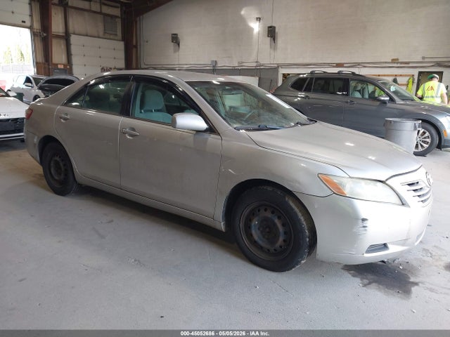 Salvage Toyota Camry Image