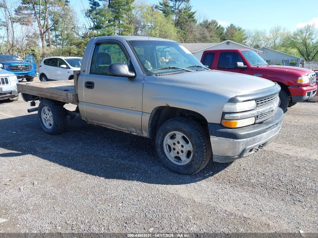 Salvage Chevrolet Silverado 1500 Image