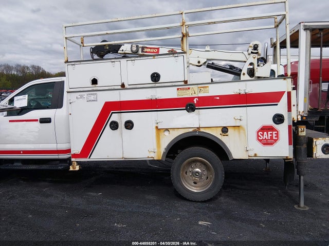 Ford F-550 Xl