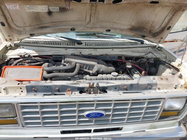 Ford Econoline E350 Cutaway Van