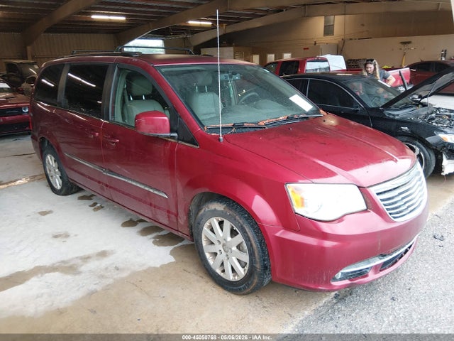 Salvage Chrysler Town & Country Image