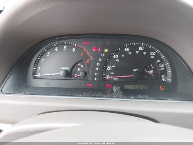 Toyota Camry Le V6