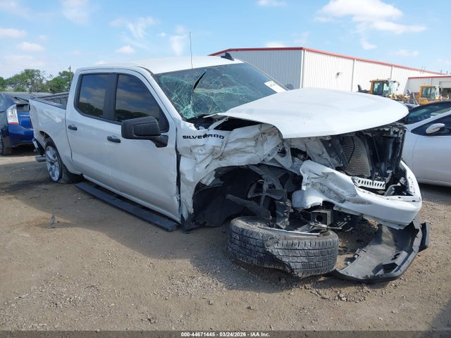Salvage Chevrolet Silverado 1500 Image