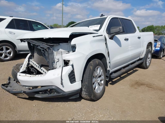 Chevrolet Silverado 1500 2wd  Short Bed Custom