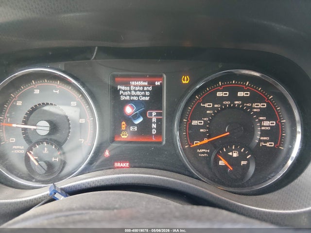 Dodge Charger Se