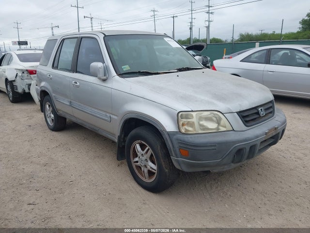 Salvage Honda CR-V Image