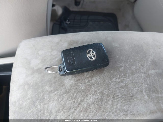 Toyota Prius Three