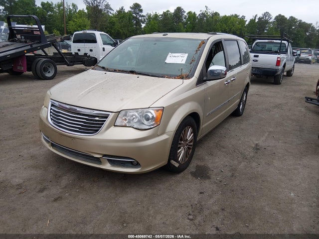 Chrysler Town & Country Limited