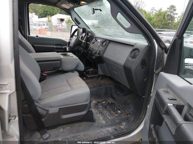 Ford F-250 Xl