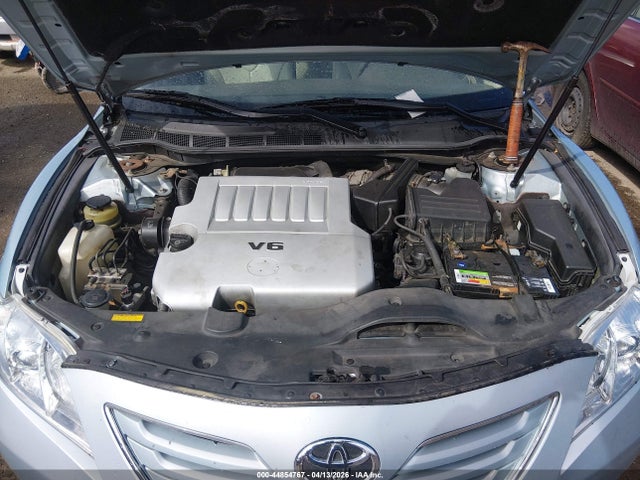 Toyota Camry Xle V6