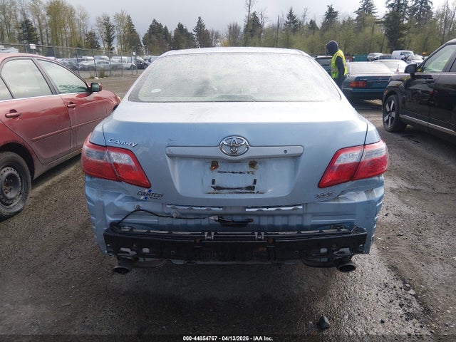 Toyota Camry Xle V6