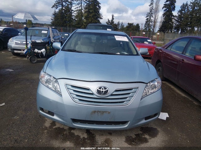 Toyota Camry Xle V6