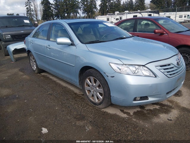 Salvage Toyota Camry Image