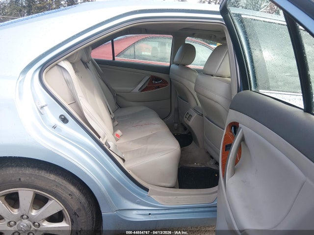 Toyota Camry Xle V6