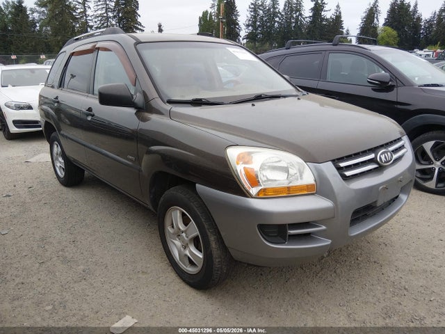 Salvage Kia Sportage Image
