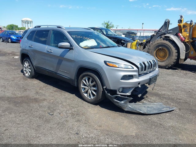 Salvage Jeep Cherokee Image