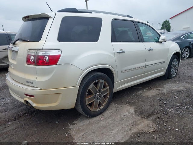 GMC Acadia Denali