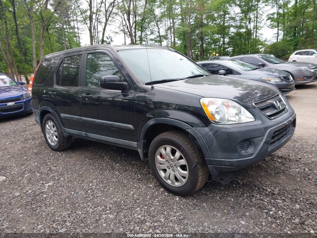 Salvage Honda CR-V Image