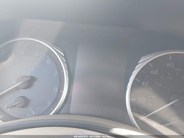 INFINITI Q50 Premium
