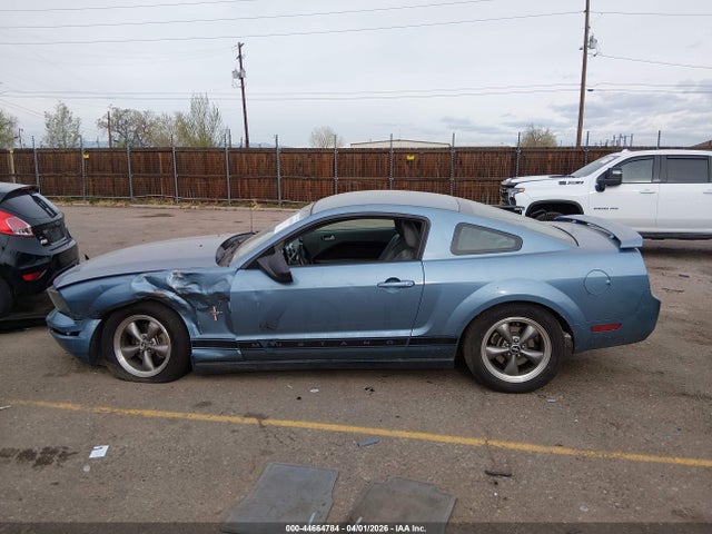 Ford Mustang V6