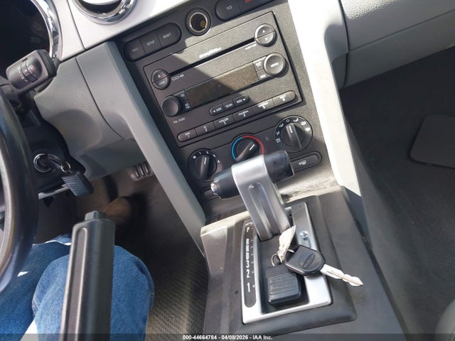 Ford Mustang V6