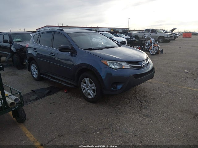 Salvage Toyota RAV4 Image