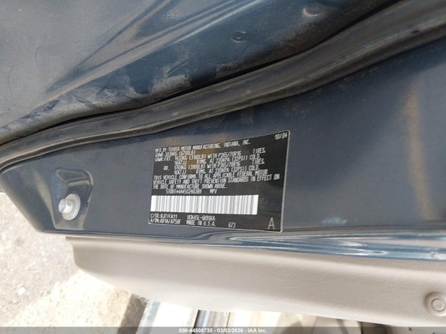 Toyota Sequoia Sr5 V8