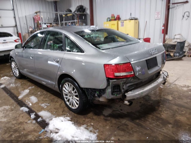 Audi A6 3.2