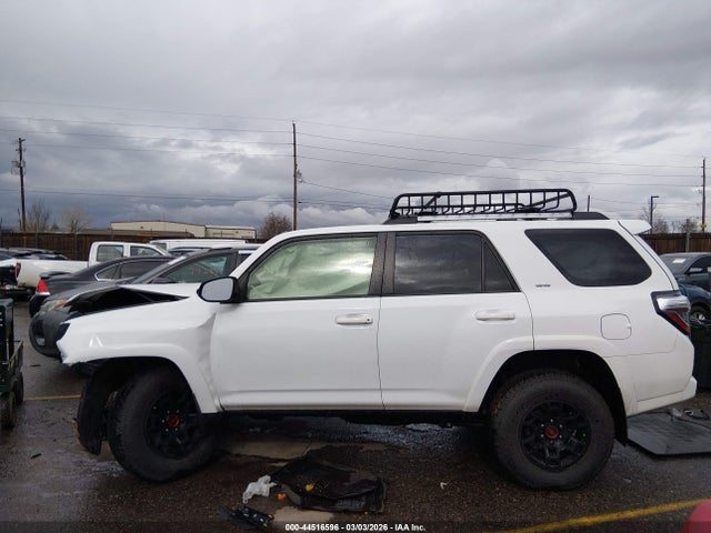 Toyota 4Runner Sr5