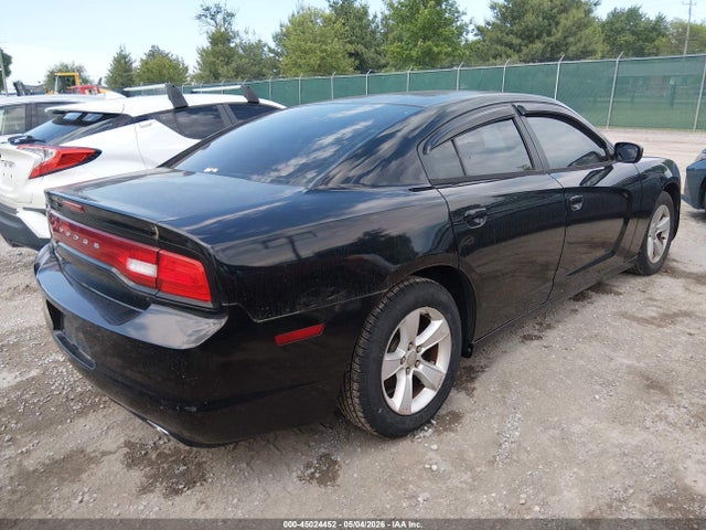 Dodge Charger Se