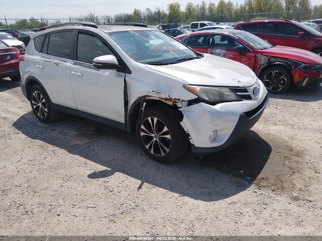 Salvage Toyota RAV4 Image