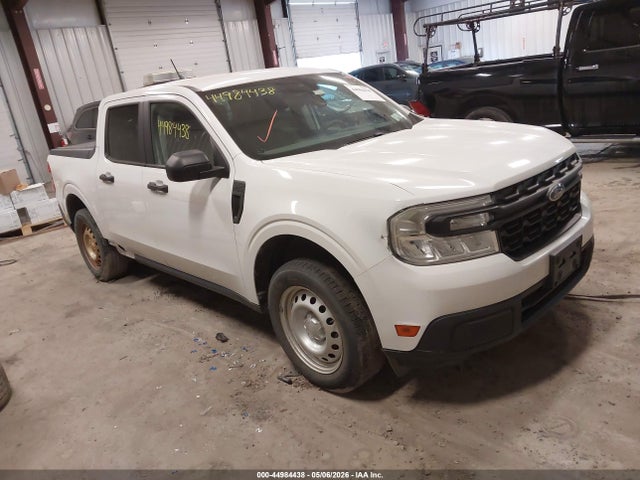 Salvage Ford Maverick Image