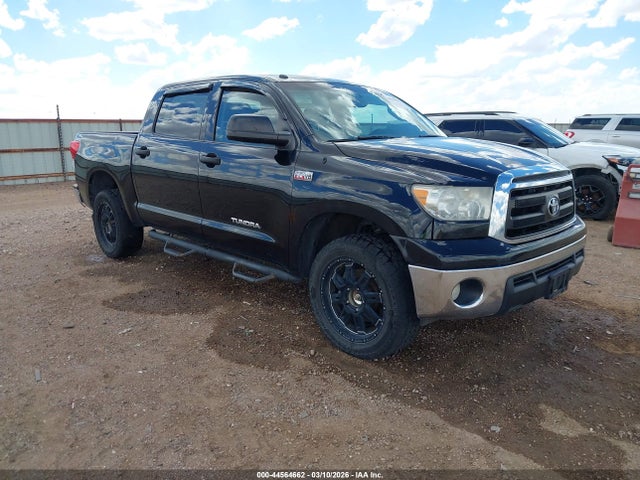 Salvage Toyota Tundra Image